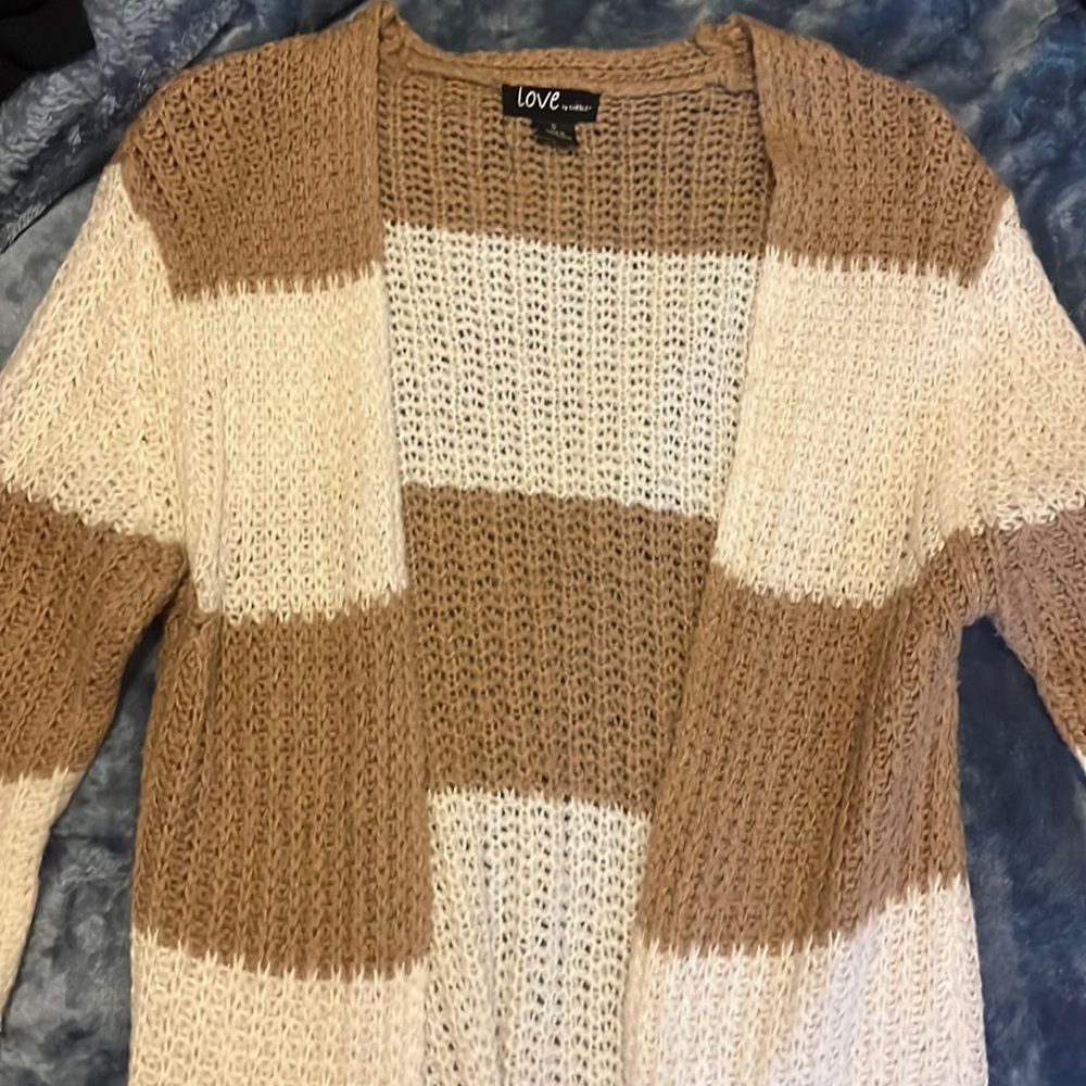 Two toned cardigan with pockets